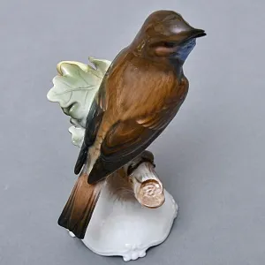 Коллекционная Фарфоровая статуэтка «Птица. Варакушка на дубовой ветке», ROSENTHAL Германия.