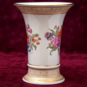 Коллекционная Ваза из серии «Sanssouci» Фарфор KAISER Германия Н-15см.