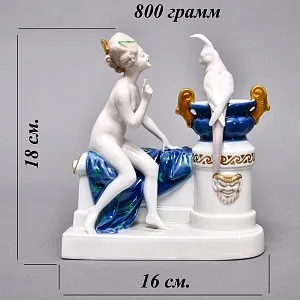 Антикварная Фарфоровая статуэтка «Обнаженная девушка и попугай», ROSENTHAL Германия - 1924 год.