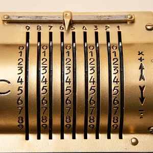 «Золотой Калькулятор» - Арифмометр - Механическая Счётная Машинка «ФЕЛИКС» СССР.