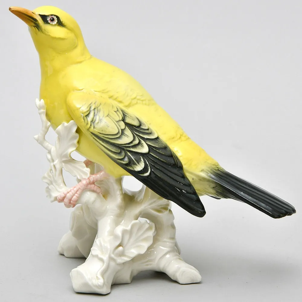 Фарфоровая Статуэтка «Птица - ИВОЛГА» Карл Энс / Karl Ens, Германия, 30-е годы ХХ века.