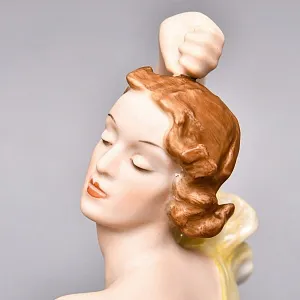 Коллекционная Фарфоровая статуэтка «Танцовщица Урсула Дайнерт», ROSENTHAL Германия, 40-е годы ХХ века. 