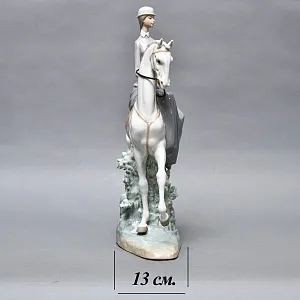 Коллекционная Фарфоровая статуэтка «Прекрасная наездница», Lladro Испания, 1984 - 1989 годы.