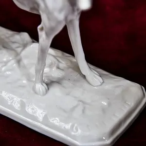 Редкость! Антикварная Фарфоровая Статуэтка «Собака. Арабская Борзая Слюги», Nymphenburg Германия.