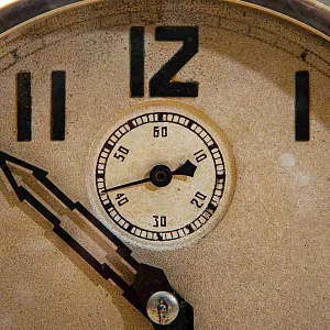 Сталинский Ампир - Настольные Механические Часы «Владимир» - СССР - 1958 г.