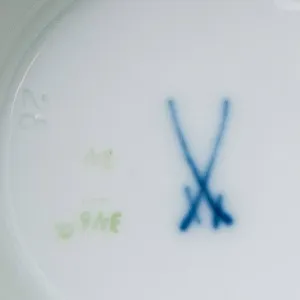 Коллекционная Фарфоровая Ваза Н - 14 см., MEISSEN / МЕЙСЕН, Германия - 1982 год.