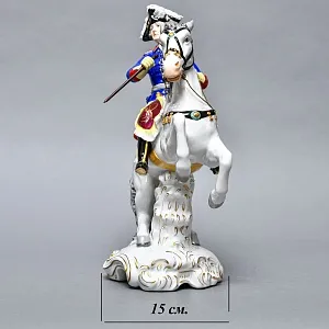 Антикварная Фарфоровая статуэтка «Старый Фриц. Король Пруссии Фридрих II на коне», SITZENDORF Германия.