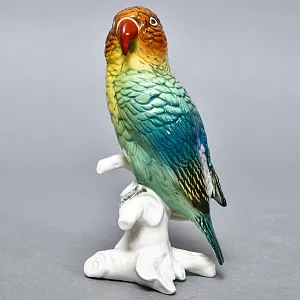 Птица - Попугай - Фарфоровая статуэтка «Зелёный Попугайчик», Карл Энс / Karl Ens,  Германия, 50-е годы ХХ века.