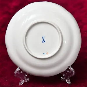 Чайная Винтажная пара + Тарелка (Тройка) серии BLUME Фарфор MEISSEN / МЕЙСЕН Германия.