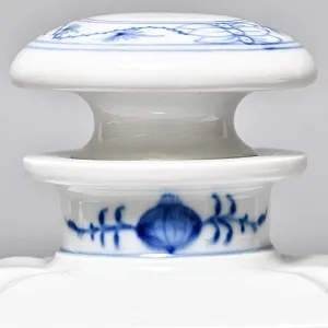 Фарфоровая Чайница с крышкой «Луковый узор», MEISSEN / МЕЙСЕН Германия - 1973 год. 