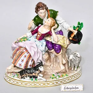 Коллекционная Фарфоровая статуэтка «Любовная пара», SITZENDORF Германия, середина ХХ века.