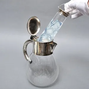 Винтажный Стеклянный Графин - Кувшин на 3.3 литра с Колбой для льда, Silverplated Германия.