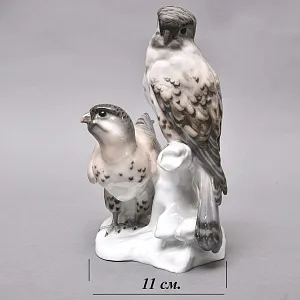 Антикварная Фарфоровая статуэтка «Пара Птиц - Серый Лунь», Karl Ens Германия, 1900 -1919 годы.