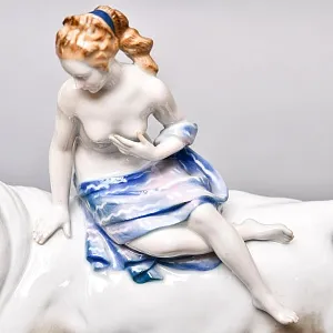 Коллекционная Фарфоровая статуэтка «ПОХИЩЕНИЕ ЕВРОПЫ», Karl Ens Германия, первая половина ХХ века. 