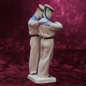 Знаковая Советская Фарфоровая Статуэтка «Нахимовцы» ЛФЗ СССР -1950-60 годы.