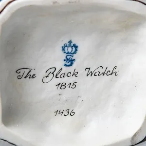 Коллекционная Фарфоровая статуэтка «Солдаты Британской армии. Черный Дозор», SITZENDORF Германия. 