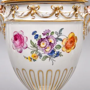 Парные Фарфоровые Вазоны - Вазы с крышками «ПУТТИ», SP Dresden / Potschappel Германия.