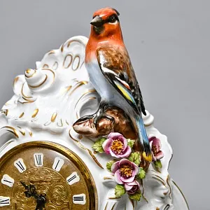 Каминные Кварцевые Часы «Певчие Птицы», фарфор Unterweissbach, Германия 80-е годы ХХ века.
