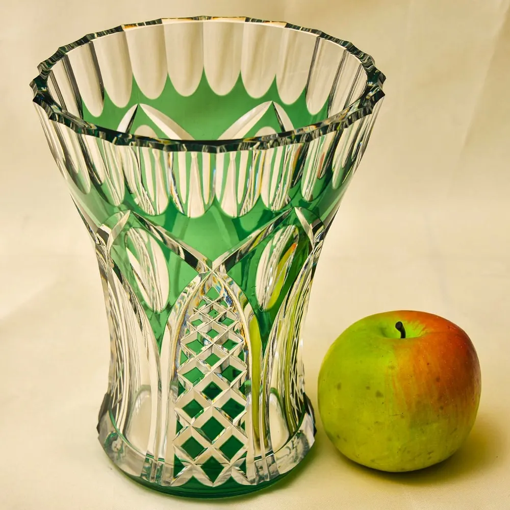 Коллекционная Ваза для цветов, цветной хрусталь, VAL SAINT LAMBERT, Бельгия.