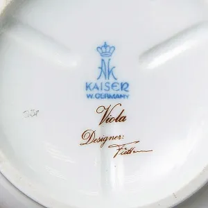 «НЕЗАБУДКИ» - Фарфоровое Кашпо или Ваза для цветов, KAISER, Германия - 1979 год.