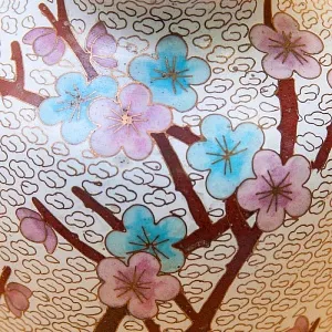 Винтажная Ваза «Цветение Сакуры» в технике « Клуазоне» Китай 50 -е годы ХХ века Н -26 см.