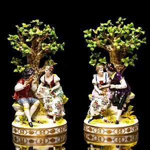 Большие Парные Фарфоровые статуэтки «Влюбленные», Ludwigsburg Германия, середина ХХ века. 