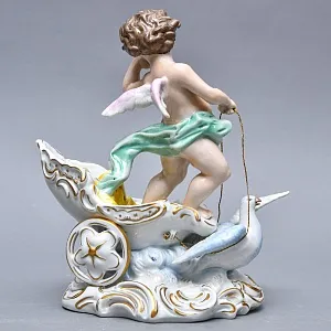 Редкая Фарфоровая Статуэтка «Путти - ПОЧТАЛЬОН», Scheibe - Alsbach, Германия середина ХХ века.