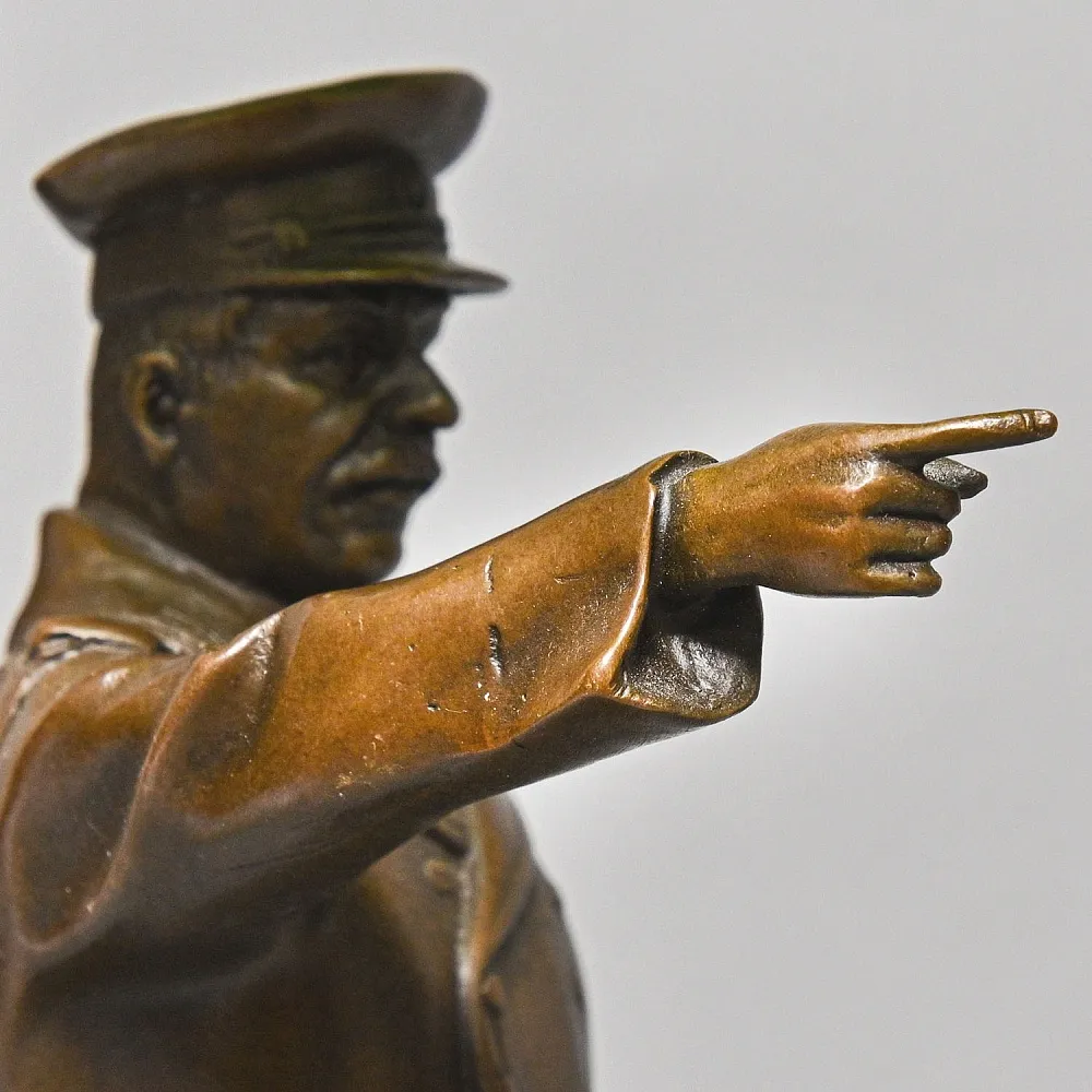Авторская Настольная Лампа - Статуэтка "СТАЛИН" L'atelier ART & Bronze Франция начало ХХI века.