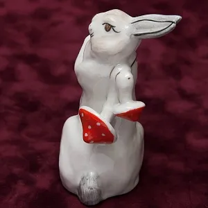 Коллекционная Фарфоровая статуэтка «Заяц с мухоморами», СССР Полонне ЗХК, 50-е гг. 