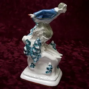 Фарфоровая Статуэтка «Лыжник - Пионер», ДФЗ Вербилки, СССР - 1954 год.