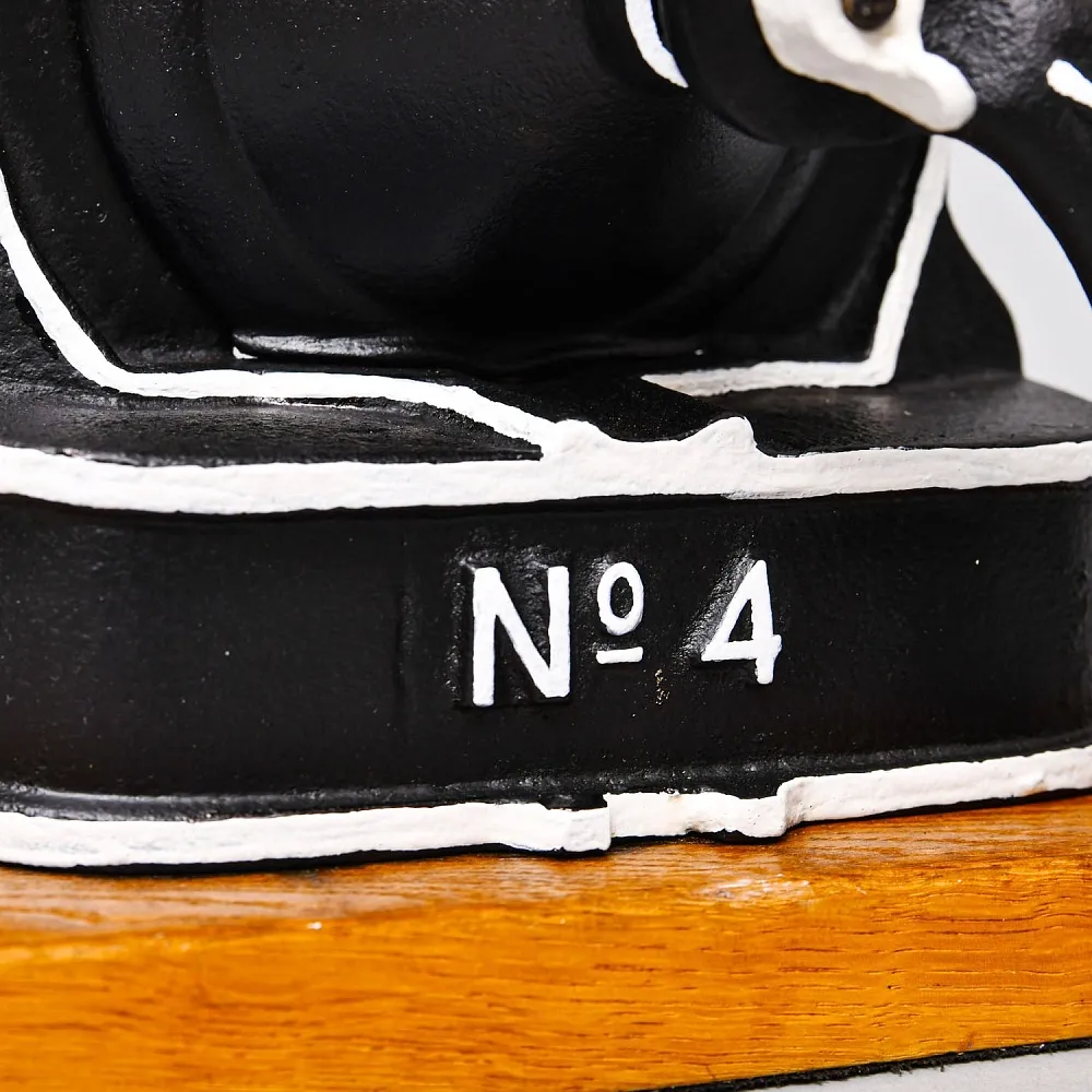 Большая Антикварная Чугунная Ручная Механическая Мельница №4, SALZBURG Австрия начало ХХ века.