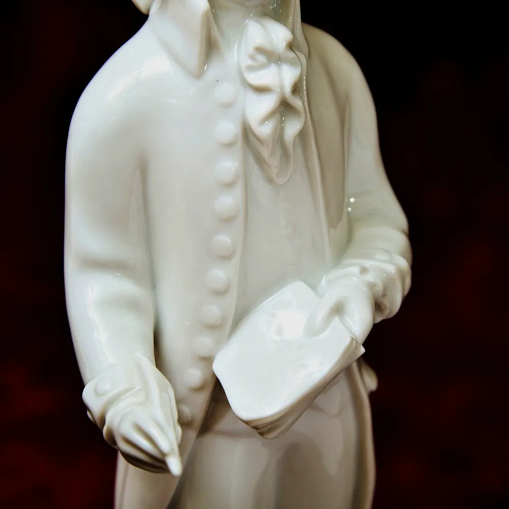 Коллекционная Фарфоровая Статуэтка «МОЦАРТ», Wiener Porzellanmanufaktur Augarten, Австрия.