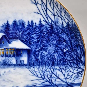 Коллекционная Фарфоровая Тарелка - Блюдо «Церковь у реки», Hutschenreuther Германия - 1973 год. 