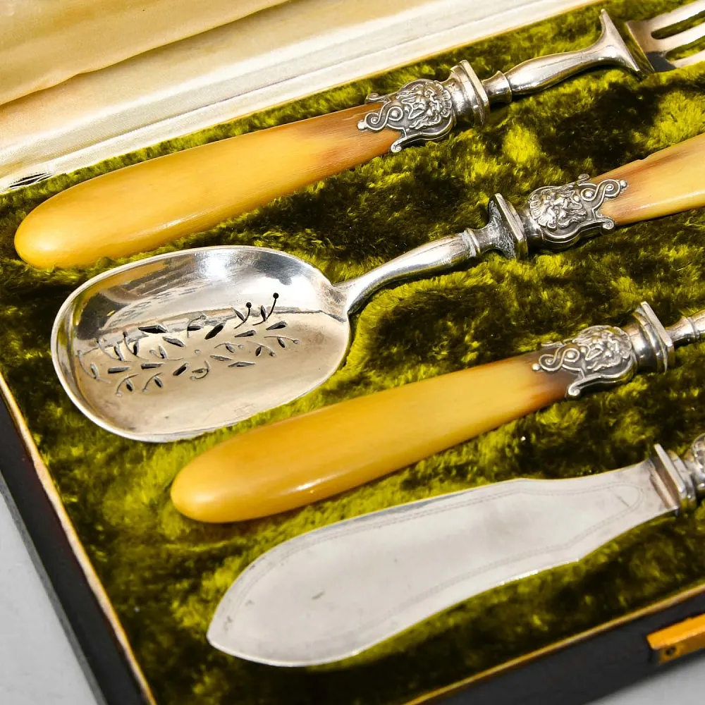 Винтажный Набор для Закусок - 4 предмета, Франция - первая половина ХХ века.