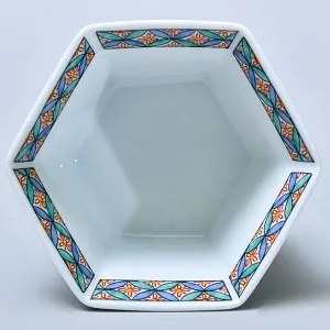 Фарфоровый Чайный сервиз на 4 персоны «Японский символизм», Япония - конец ХХ века.