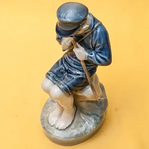 Фарфоровая Статуэтка «Мальчик - Пастух» ROYAL COPENHAGEN,  Дания, 50 -е годы ХХ века.