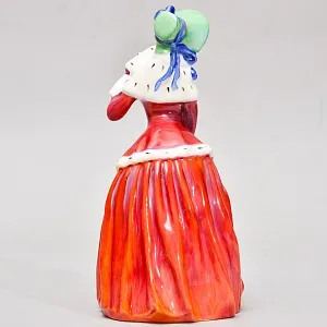 Коллекционная Фарфоровая статуэтка «Рождественское утро. Девушка с муфтой» , Royal Doulton Англия.