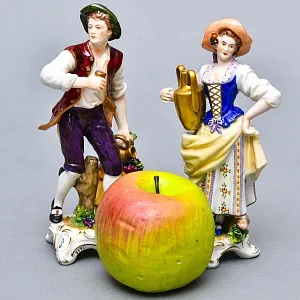 Парные Фарфоровые статуэтки «Молодое вино. Садовник и Садовница», RUDOLF KAMMER Германия - 50гг.