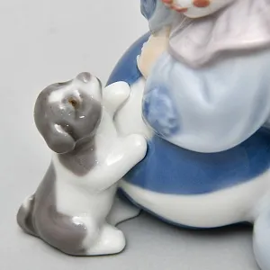 Фарфоровая статуэтка «Маленький клоун с мячом и собачкой» Lladro, Испания - 1985 год.