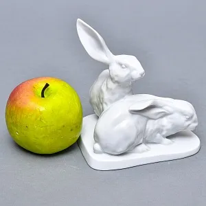 Коллекционная Фарфоровая статуэтка «Два Зайца», HEREND Венгрия, середина ХХ века. 