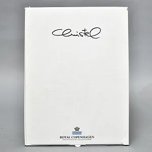 Коллекционная Фарфоровая статуэтка «Девушка, Знак Зодиака - Рак», Royal Copenhagen Дания.