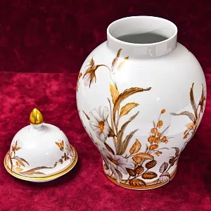 Большой Авторский Вазон - Ваза с крышкой «Цветение Лета» Фарфор KAISER Германия.