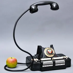 Настольная Электрическая Лампа - Светильник «Директорский Телефон КД-6 Гербовый» СССР - 1965 год.