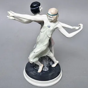Антикварная Фарфоровая статуэтка «Танцующие девушки», Karl Ens Германия, первая половина ХХ века. 
