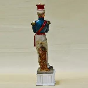 Коллекционная Фарфоровая статуэтка «Офицер» из серии «Армия Наполеона», Capodimonte Италия.