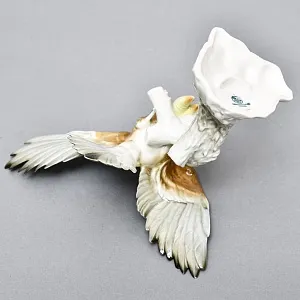 Коллекционная Фарфоровая статуэтка «Птица. Взлетающая Сойка», Hutschenreuther Германия.