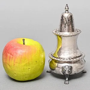 Винтажная Баночка на ножках - Флакон для сахарной пудры, Sheffield Англия, первая половина ХХ века. 