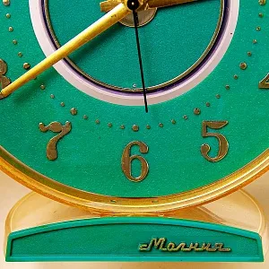 Редкость! Большие Настольные Механические Часы «МОЛНИЯ» - ЧЧЗ - СССР - 1975 год.