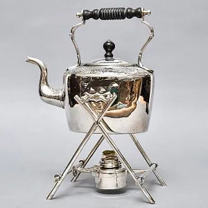 Старинная Бульотка - Чайник, GOLDSMITH & SILVERSMITH Сompany Ltd. Англия начало ХХ века.