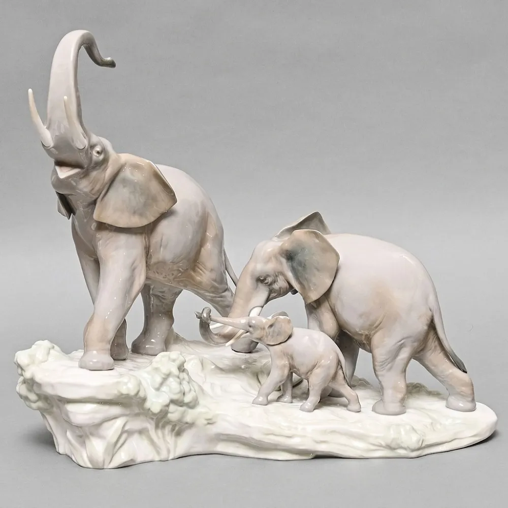 Редкая Коллекционная Фарфоровая Статуэтка «Слоны - Семья», Lladro, Испания -1977 год.